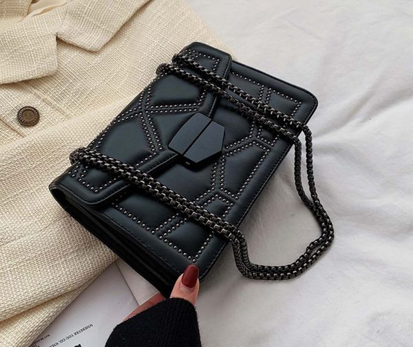 

огненная заклепка цепи небольшой crossbody сумки для женщин плеча сумка леди роскошные сумки