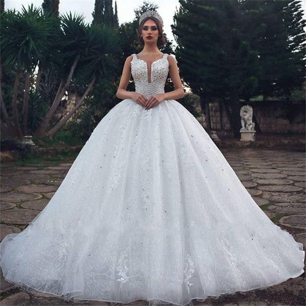 

Stunning Princess Ball Gown Wedding Dresses Saudi Arabic Dubai White Appliques Beads Puffy Ruched Skirt Long Bridal Gowns Plus Size