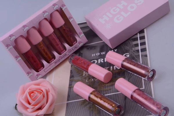 

В наличии! Новый 2018 Макияж Рождество Издание 4 шт. / Компл. Праздник High Gloss 4 цвета Гу