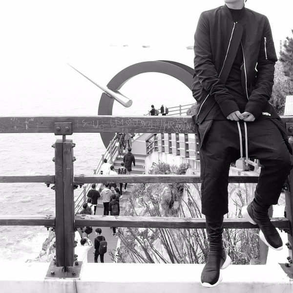 

27-46 2018 new men's clothing gd hair stylist fashion street stereoscopic side pocket harem pants capris plus size costumes, Black