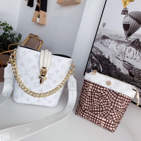 

ladies print backpack 2018 new designer classic fashion multi-purpose soft leather backpack travel bag ing