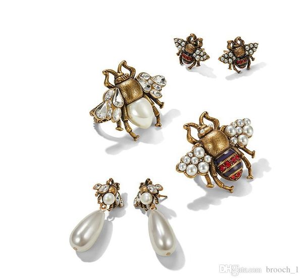 

оптовая дизайнер шпилька серьги для женщин роскошные 2 стили vintage pearl cute bee dangel длинные стиль серьги ювелирные подарки для женщин, Golden;silver