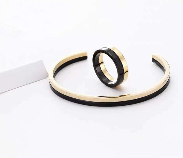 

новый европейский и американский титан сталь черный и золото кольцо двойной цвет кольцо ювелирных изделий из нержавеющей стали пара ювелирны, Silver