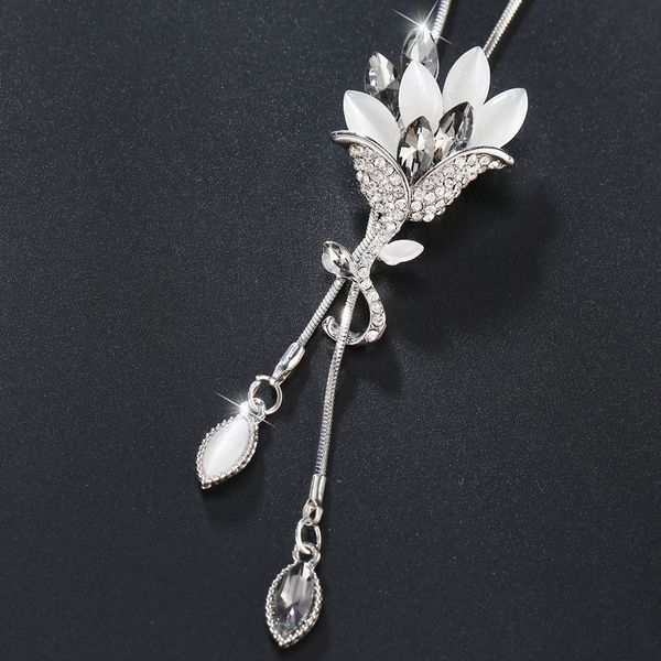 

2019 new flower tassel long necklace temperament women pendant dress accessories sweater necklace korean jewelry, Silver