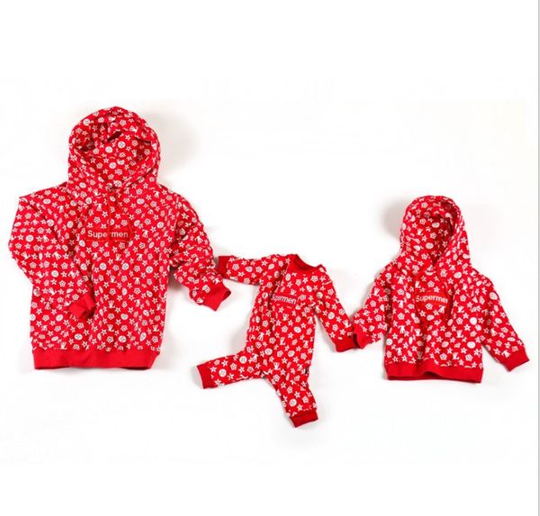 

Family wear paternity and children's autumn clothes new printed cap and guard clothes European and American baby crawling clothes