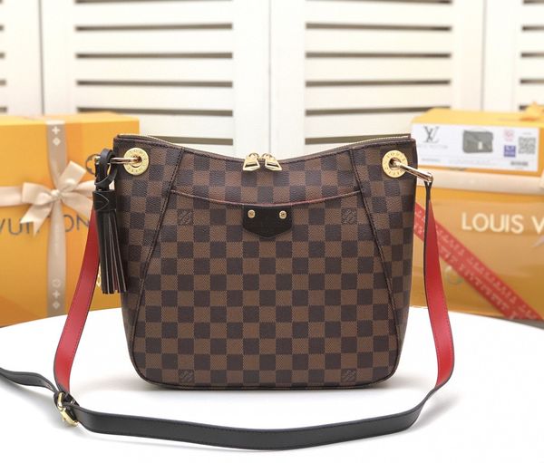 

the fully modern shape and perfect functionality of the new everyday bag make it completely essential for the stylish joker one-shoulder bag