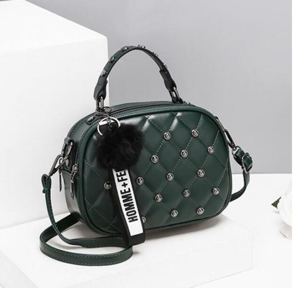 trendy small purses