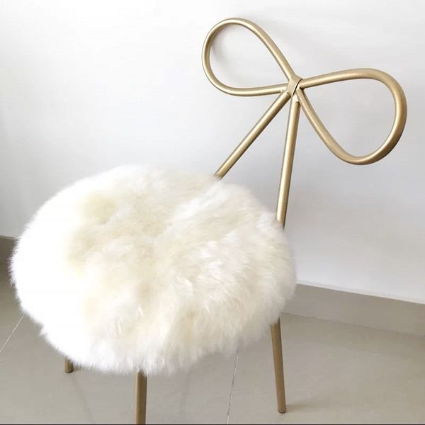 

100% real sheepskin round shaped cushion sheepfur small rug 40*40cm square genuine natural white fur seat mat fur chair mat