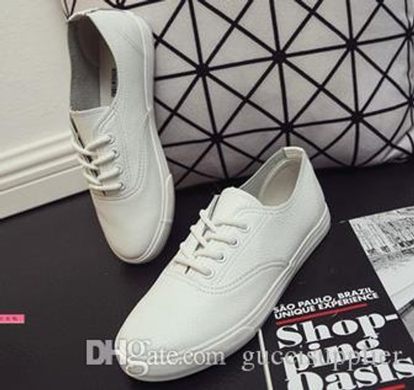 

0729 a71 2019 fashion mens womens casual shoes leasure sneakers summer mens falts shoes black and white colors with box
