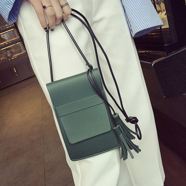 

2020 new korean version of the mobile phone bag female coin purse shoulder diagonal bag casual small tassel wild handbag