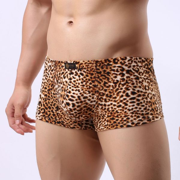 

pvkp8 neiyiku low waist four-corner breathable men's leopard print boxer neiyiku low waist underwear four-corner breathable men's, Black;white