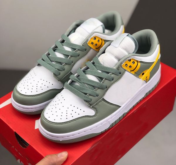 

2020 sb dunk low pro sb casual running shoes designer smile low-leisure sports skateboard shoes sports sneakers size 36-45, White;red