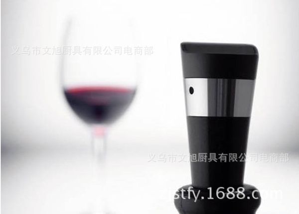 

take vacuum bottle pumping fresh red wine ser