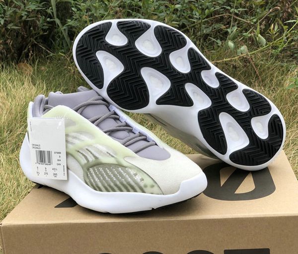 

2020 new arrival 700 v3 running shoes for men 3m reflective cream white mens designer kanye west athletic sport sneakers with 7-11