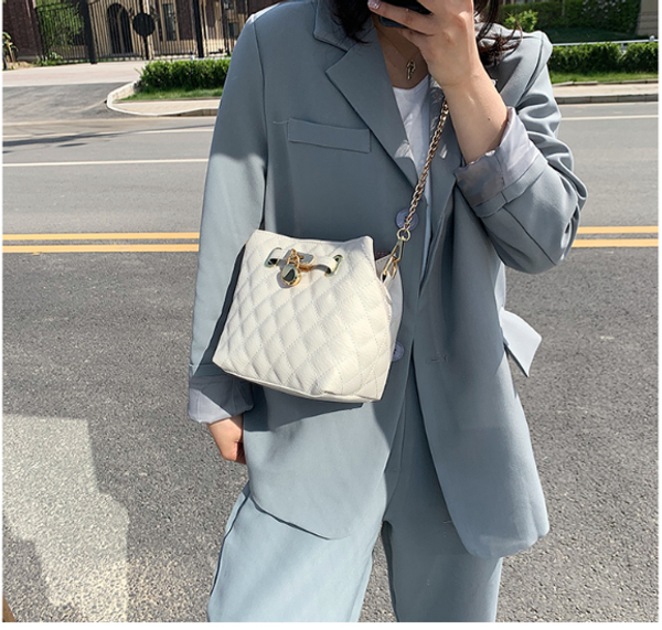 

female women bag chain simple mini fashion bag chain cross body pu leather women vintage messenger shoulder sweet r2565