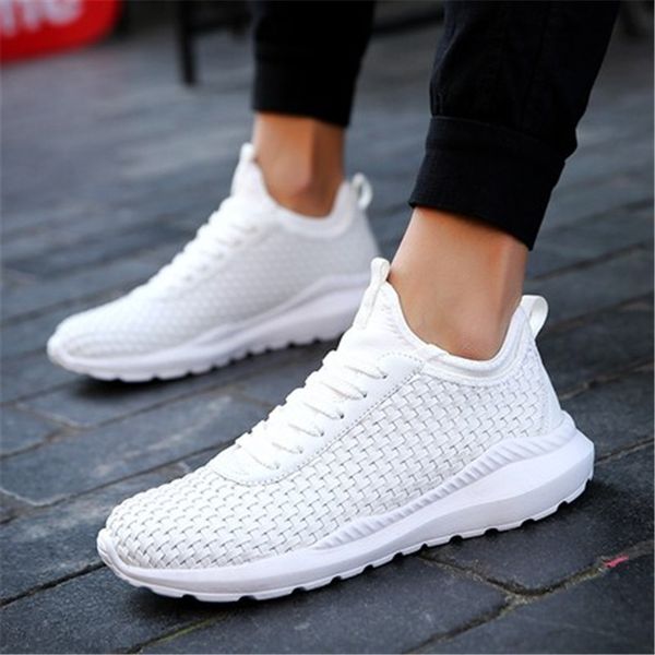 

new men's mesh breathable wild non-slip wear-resistant lightweight lace-up running shoes comfortable casual shoes, Black