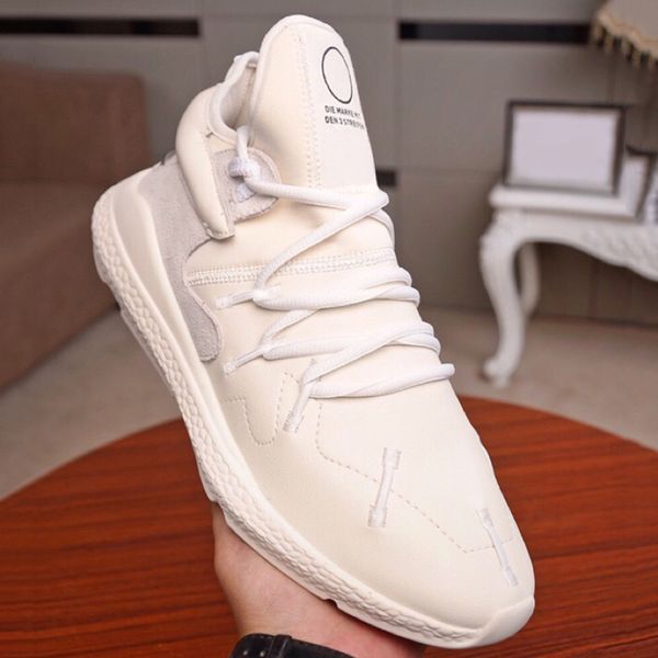 

2019 new casual shoes breathable lightweight mens sneakers breathable fashion black rubber sole shoes casual thick bottom