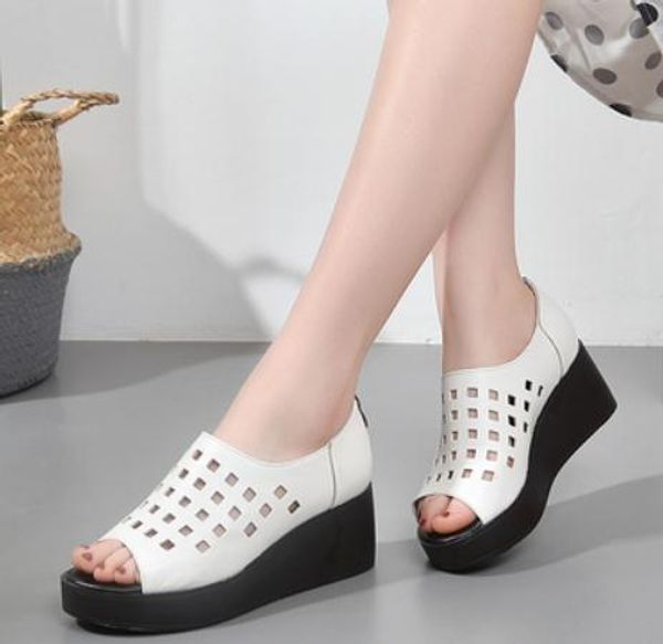 

2019 women's sandals in summer with new style slope heel thick bottom waterproof table @6999, Black