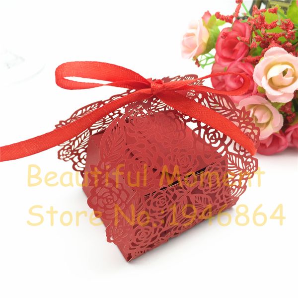 

50pcs/lot laser cut rose flower design candy boxes party wedding hollow carriage baby shower favors gifts boxes ing
