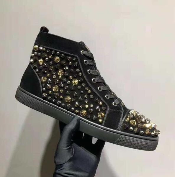 

Sapatos ocasionais redbottoms000