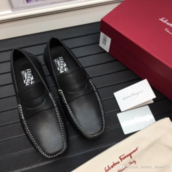 

2020 new designer men's shoes business fashion casual leather shoes leather foot soft sole soft peas shoes