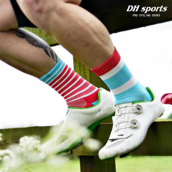 

2018 new professional cycling socks comfortabl road bicycle socks outdoor brand racing bike compression, Black