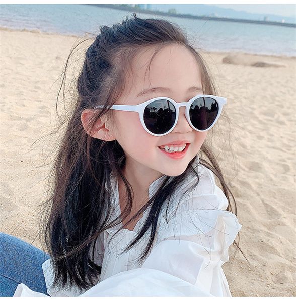 2020 New coreano Moda Infantil Óculos de Sol Atacado Jelly Cor Beautiful Girl personalizado óculos de sol sair e jogar Com Praia Glasse