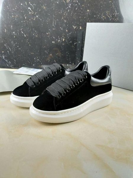 

2019 velvet black mens womens chaussures shoe beautiful platform casual sneakers luxury designers shoes leather solid colors dress shoe