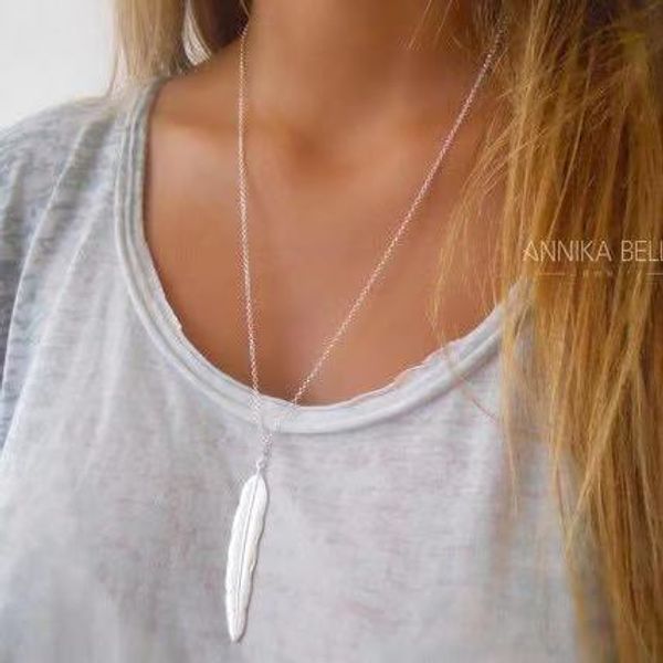 

minimalist street short metal feather necklace, Silver