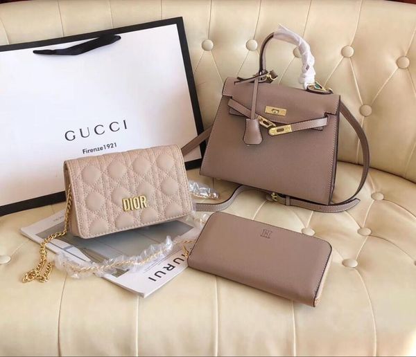 

three-piece set of selling fashion designers handbags, selling models, leather goods, leather handbags, shoulder bags--11