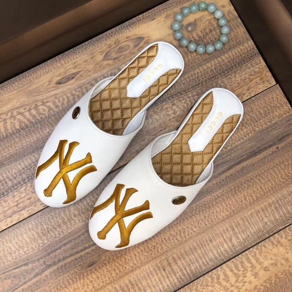 

new luxury fashion designer men's slippers superstar metal buckle half slippers classic embroidery beach flat sandals, Black