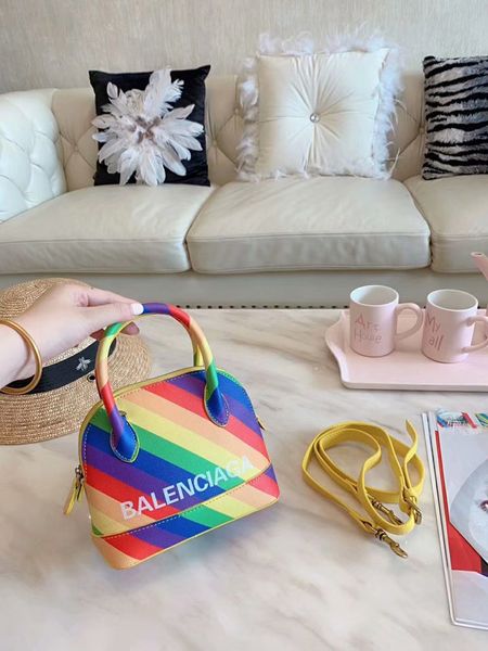 

Новый дизайнер женщина мини сумки красочные оболочки сумка мода женщины сумка но