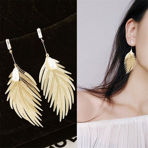 

south korean web celebrity fashion temperament stud earrings contracted metal feather long pearl exaggerated leaf earrings, Golden;silver