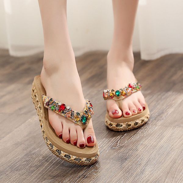 

sales high-end water drill slippers 2019 new cool slippers women's summer anti-slip beach shoes, Black