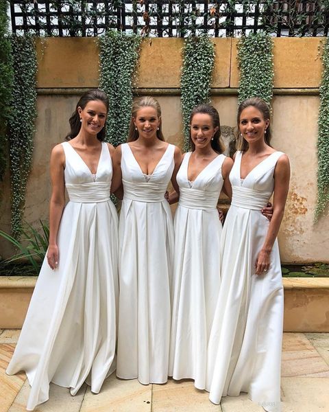 

Cheap 2020 Empire V Neck Pleated Bridesmaid Dresses Country Style A Line Floor Length Satin Custom Made Prom Dress Formal Party Wear, Blue;red