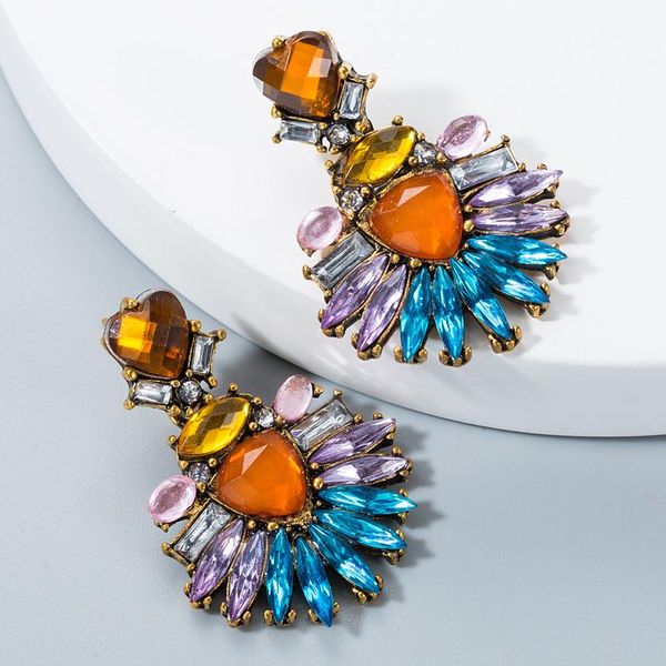 

europe and diamond heart-shaped alloy acrylic diamond earrings retro temperament earrings ms. national wind earrings