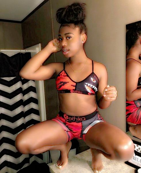 

ethika женщина пляжная бикини два piece set vest танк bras купальник пляж акула etws1 легкого костюм с шортами пледа купальников swiming при, White