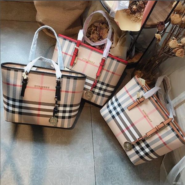 

Baobao recommended heavy industry to create portable with good upper body effect, which is very practical for white collar ladi