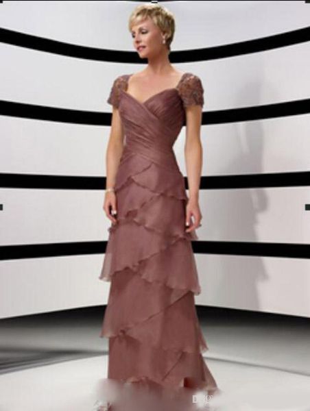 

foreign trade the original single mother of brides authentic sweetheart collar lace short-sleeved long lotus leaf fell to marry mother dress, Black;red