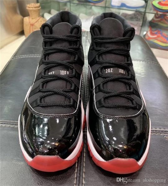 

2019 аутентичные 11 bred black / white-varsity red 11s mens баскетбольные кроссовки из углеродного волокна. спортивные кроссовки. 378037-061