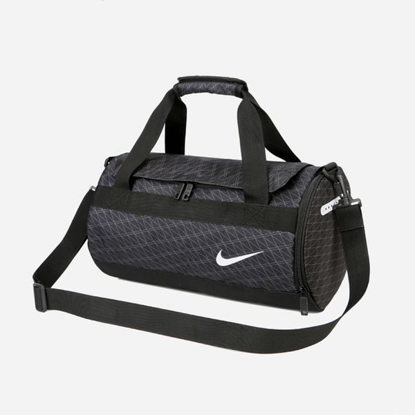 

fashion luxury shoulder bag womens mens cross body brand handbag traveling gym bag waterproof casual sport style cv b104253z