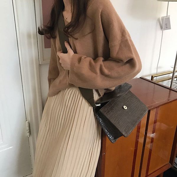 

korean leather wide crocodile pu shoulder bag shoulder fashion bag simple vintage square new single strap slanting lady small jpwhx, Red;black