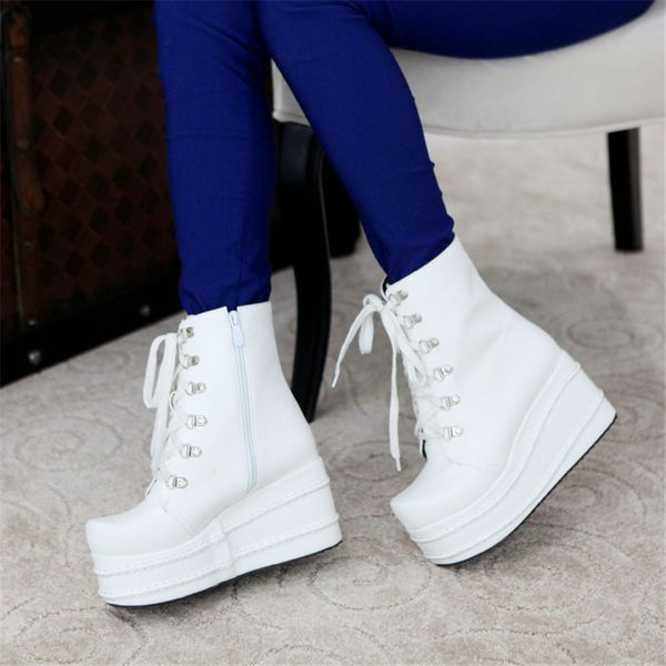 

lapolaka 2019 ins big size 31-49 platform wedge heels ankle boots woman shoes casual cool shoes women cosplay boot female, Black