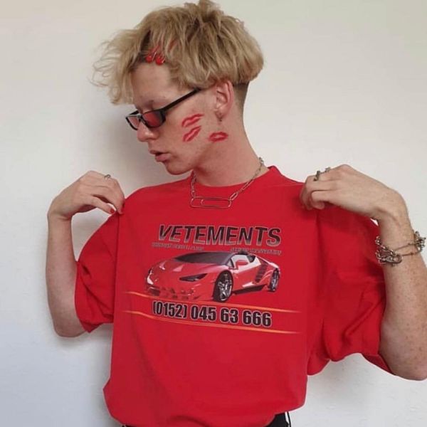 

mens designer t shirts luxury europe 19ss sports car print tee womens shirt couple comfort loose hip hop shorts sleeve hfsstx204, White;black