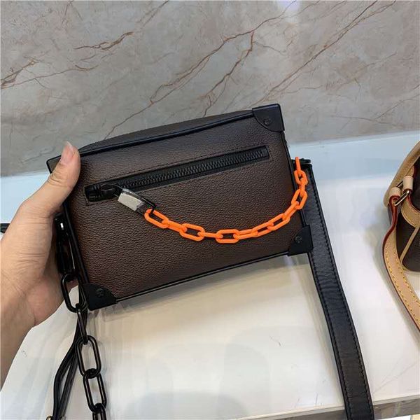 

sell fashion women famous bag designer shoulder bag mini 18cm crossbody bag soft leather lady square handbag