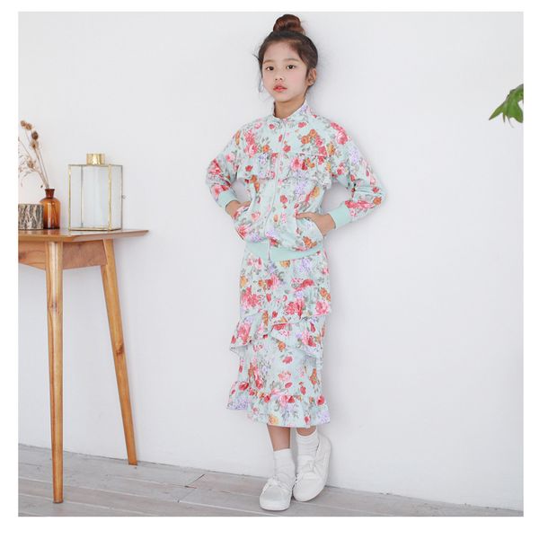 

детские девушки эпикировка, White