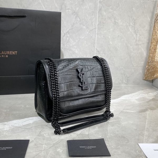 

2020m luxury leather handbags. handmade luxury shoulder bag, material production, fast delivery within 10 days, Red;black