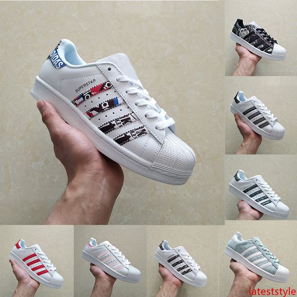 

2019 one originals superstar white hologram iridescent junior superstars 80s pride sneakers super star women men sport casual shoes 36-44