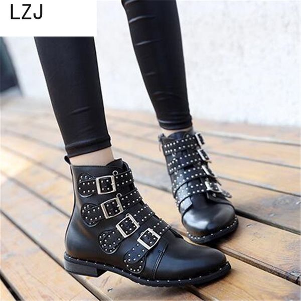 

2019 autumn and winter explosions pointed fashion metal rivet belt buckle motorcycle boots large size women's boots size 35-42, Black