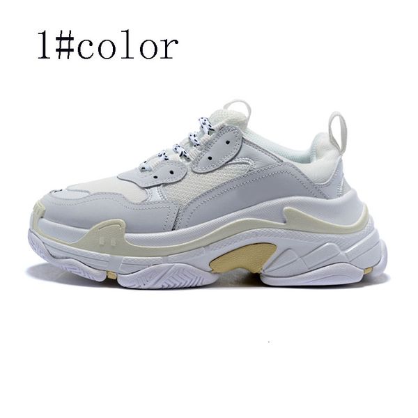 

2019 new designer shoes fashion paris 17fw triple s sneakers casual dad mens women black white sports size 36-45 v09